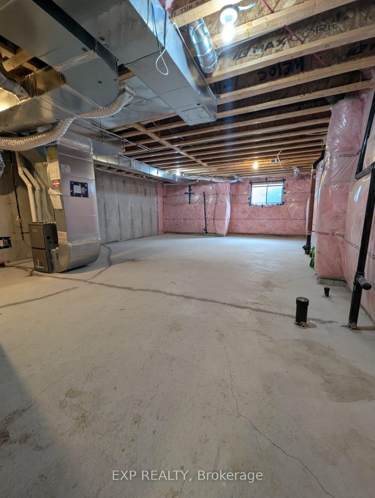 132 Laing Drive photo 24
