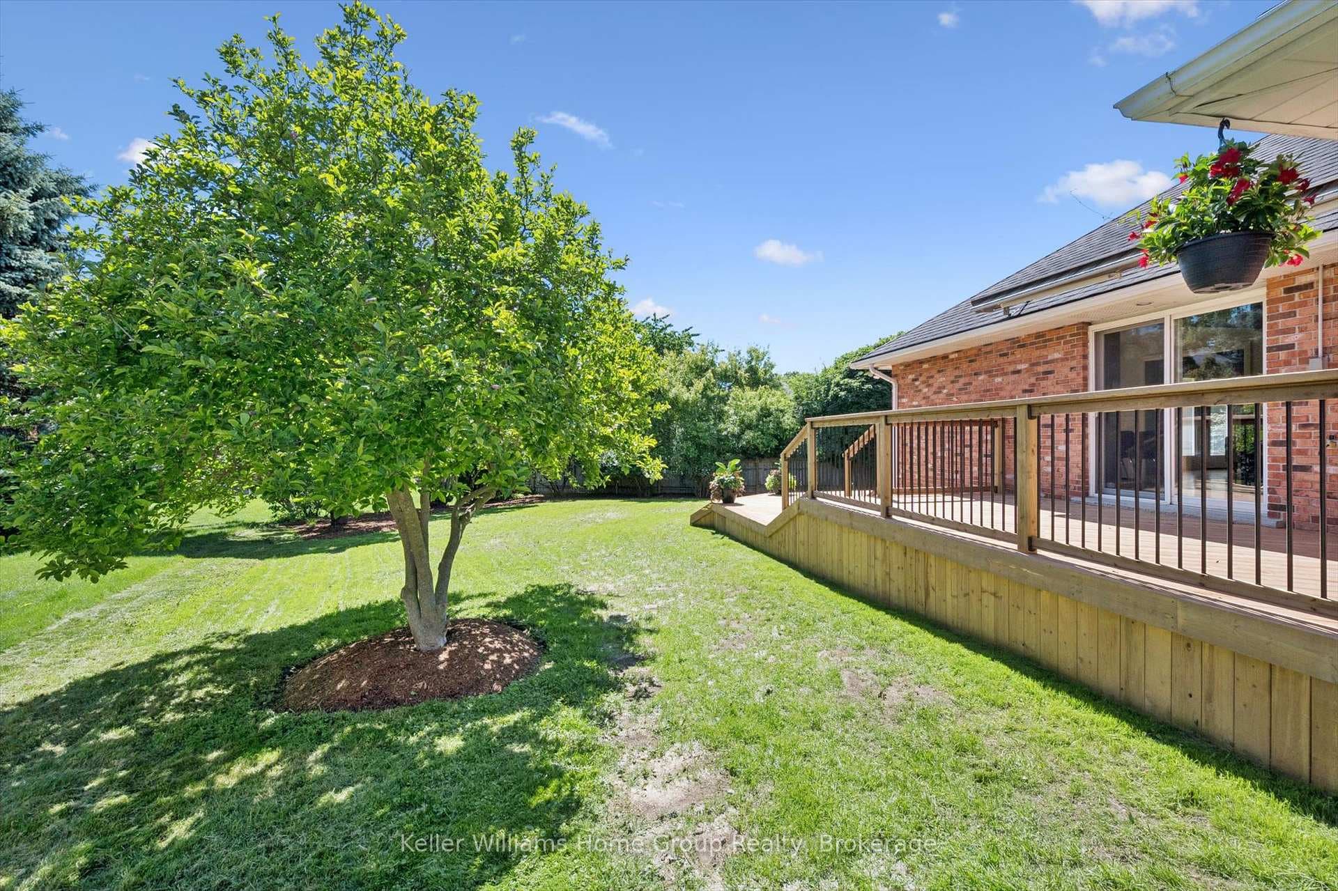 22 Lyle Place photo 41