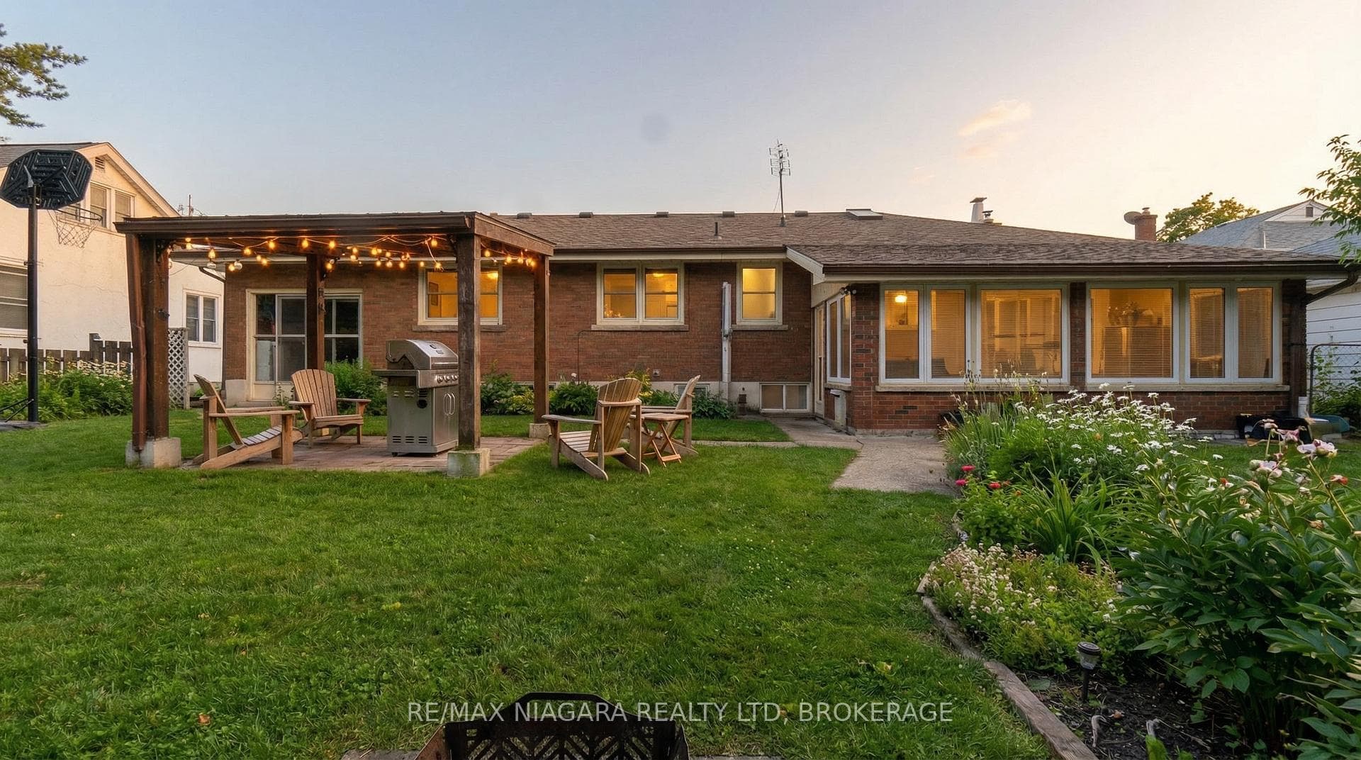 6543 ST. JOHN Street photo 29