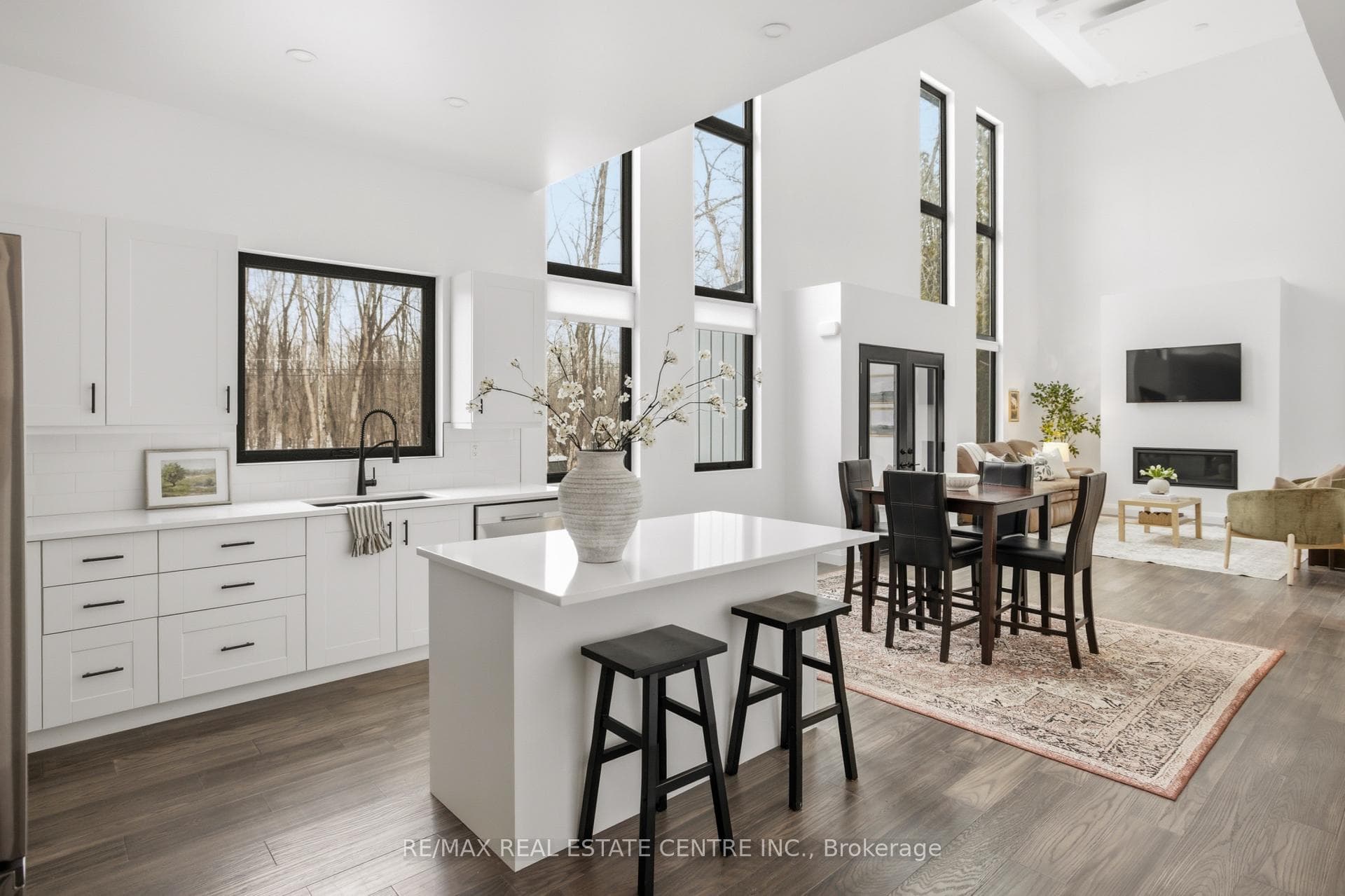 3441 Louis Lane photo 12