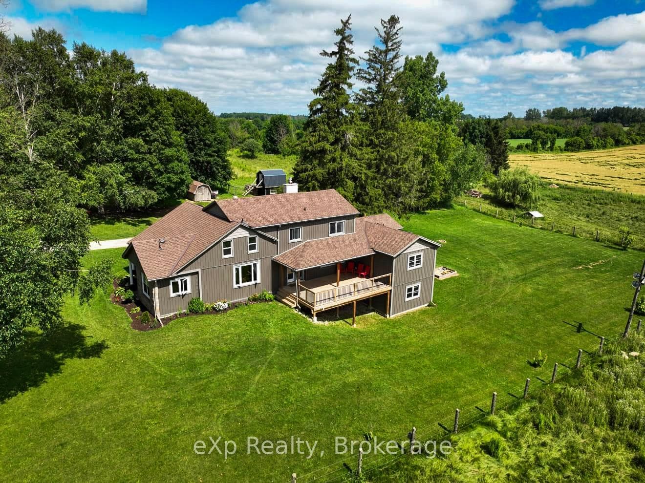 44032 Amberley Road photo 2