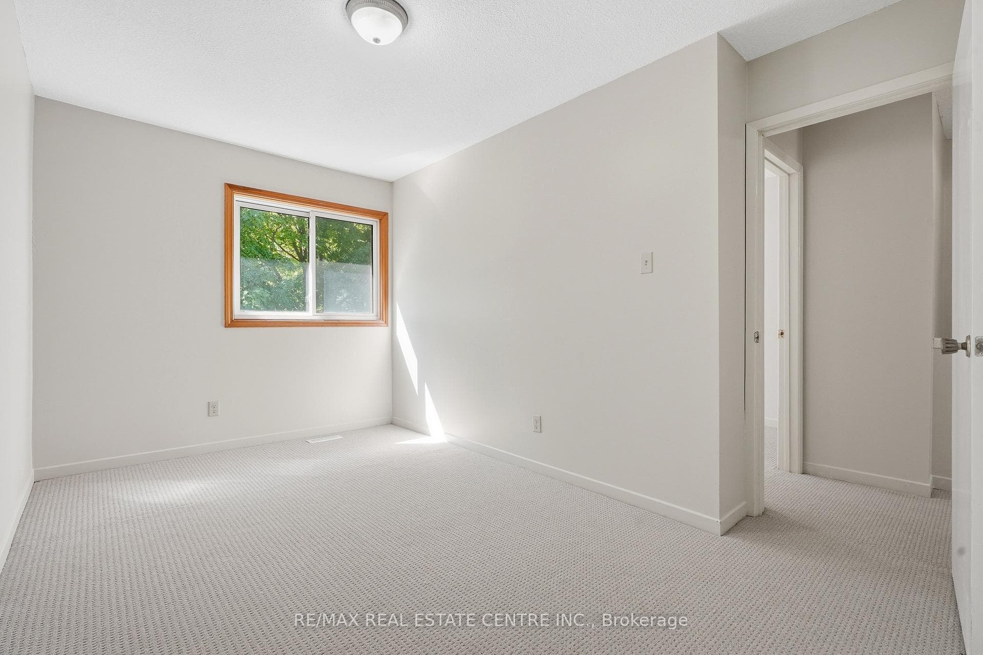 15 Green Valley Drive Unit 34 photo 25