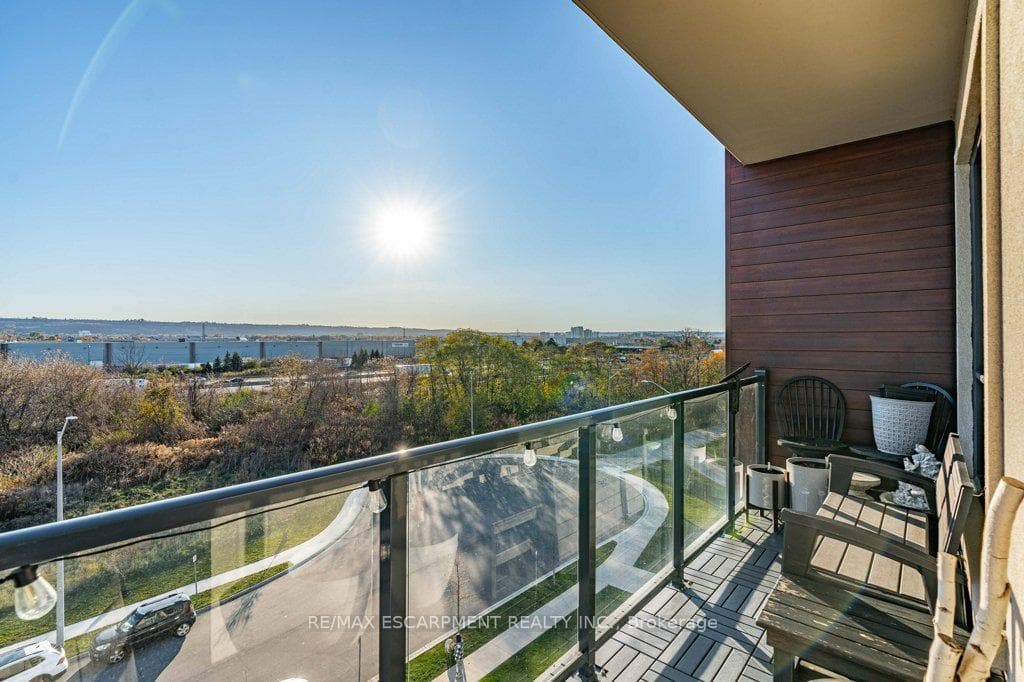 125 SHOREVIEW Place Unit 511 photo 21