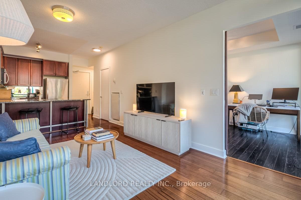 438 King Street Unit 202 photo 5
