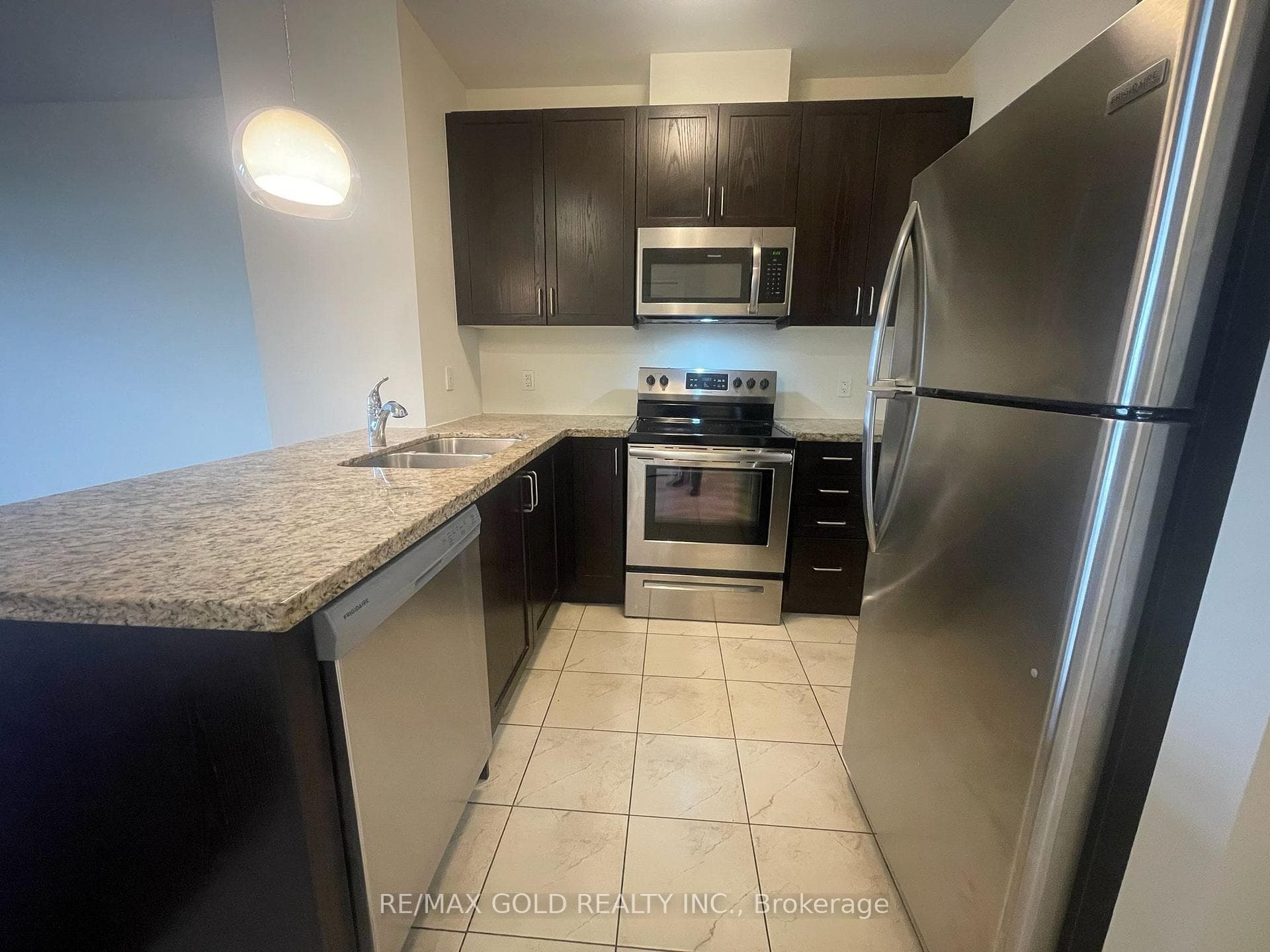 39 New Delhi Drive Unit 803 photo 9