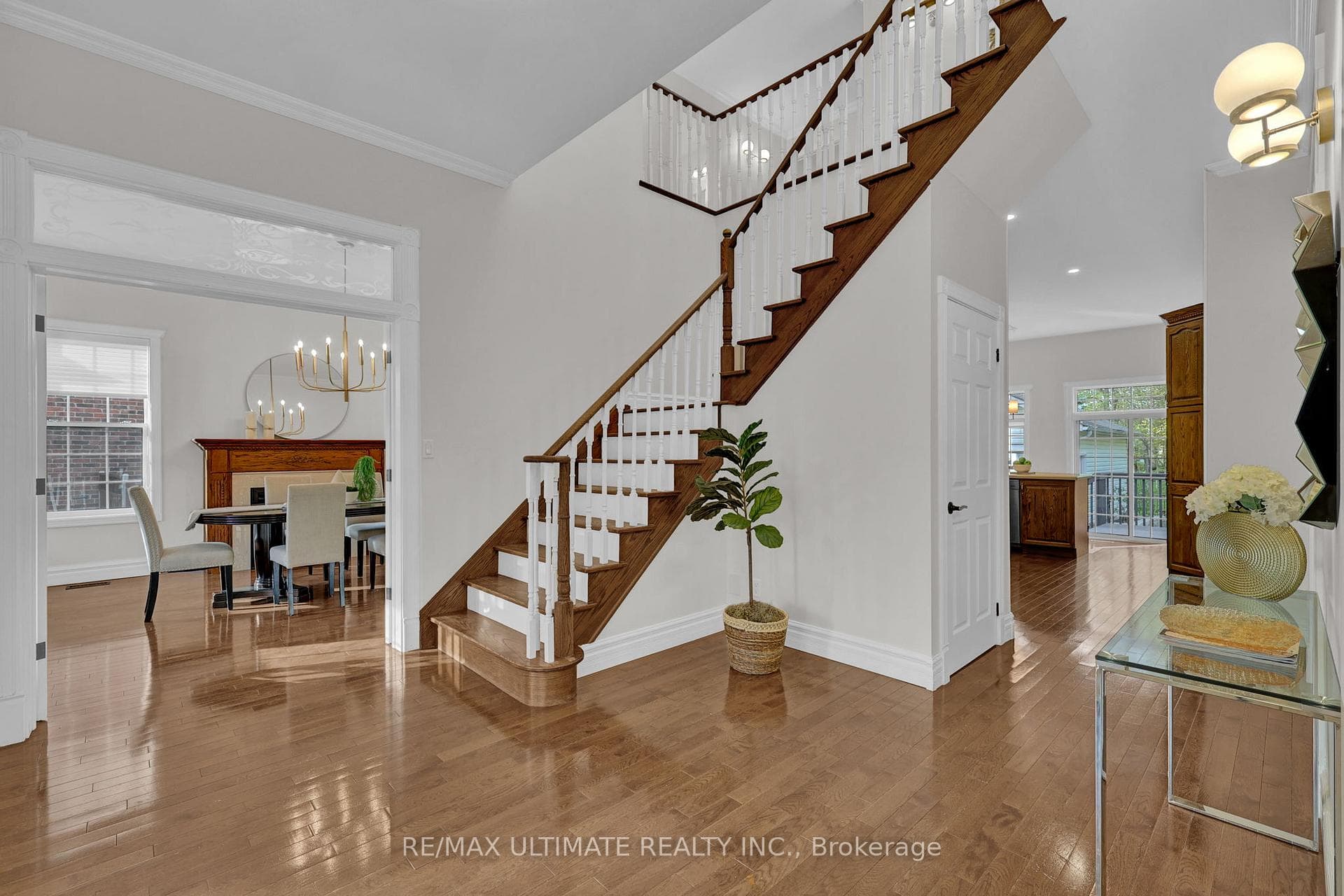 97 Woodview Drive photo 4