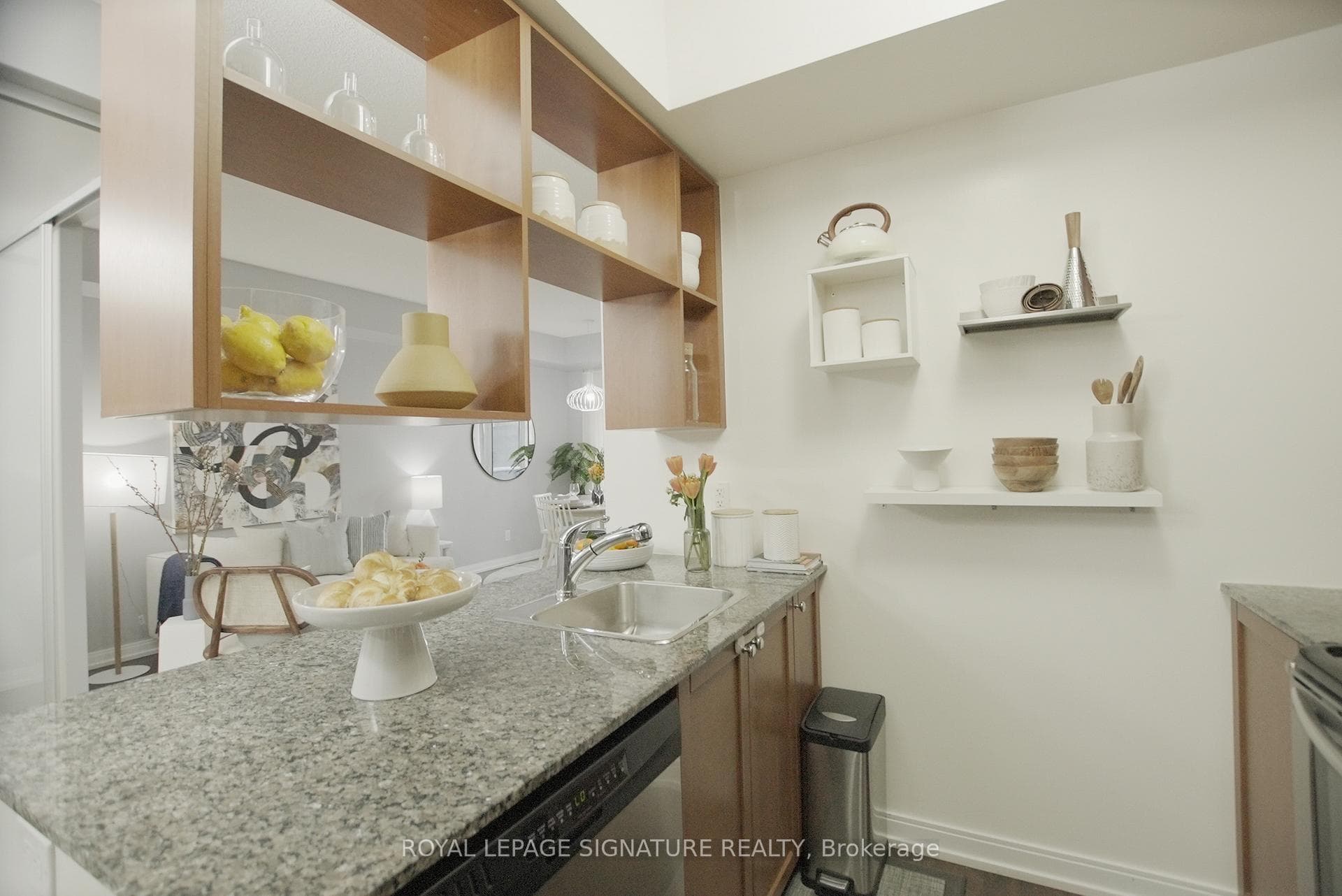 151 Village Green Square Unit 207 photo 7