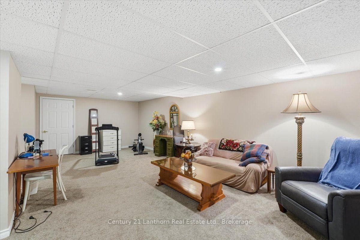 17 Richardson Lane photo 18