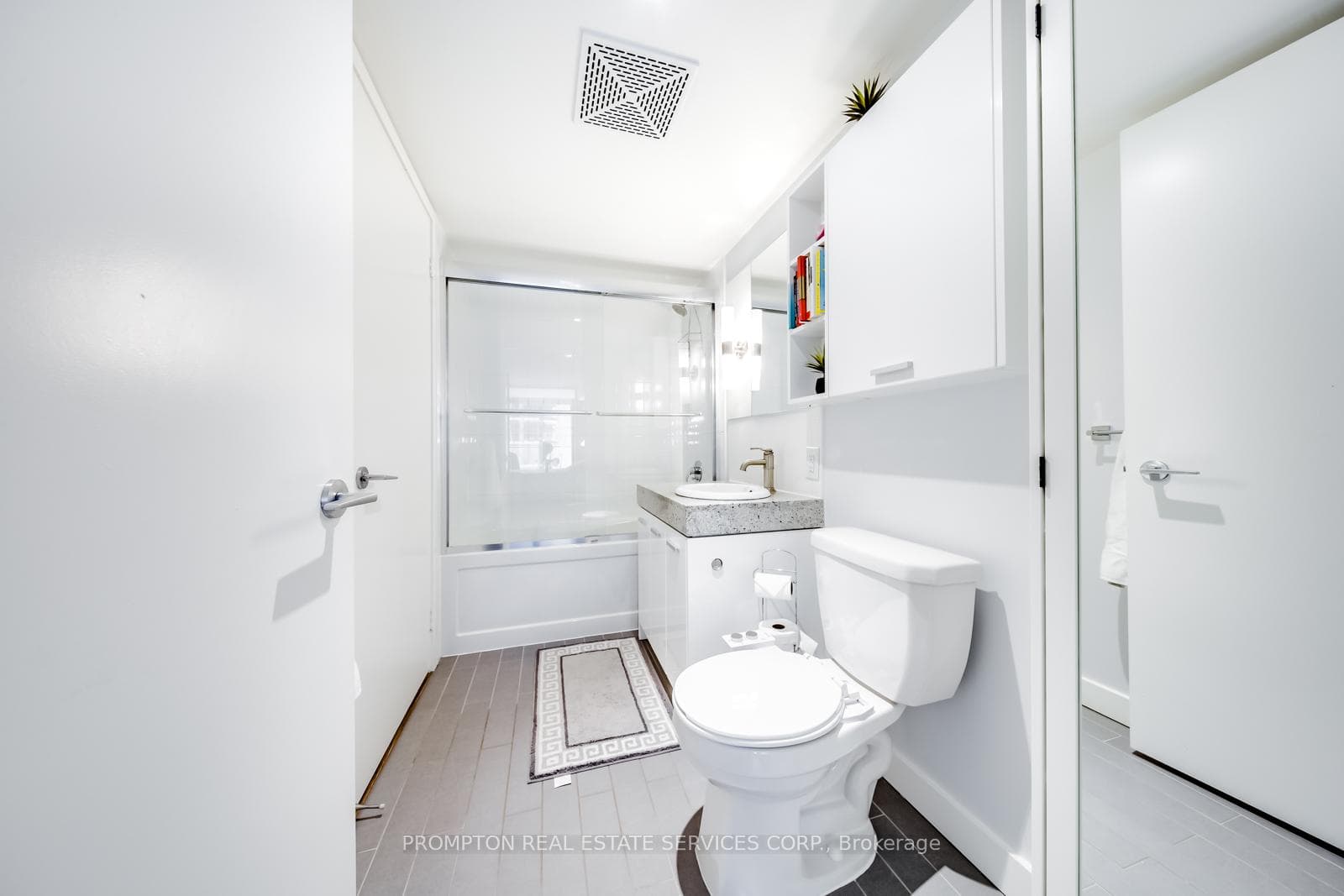 29 Singer Court Unit 503 photo 14