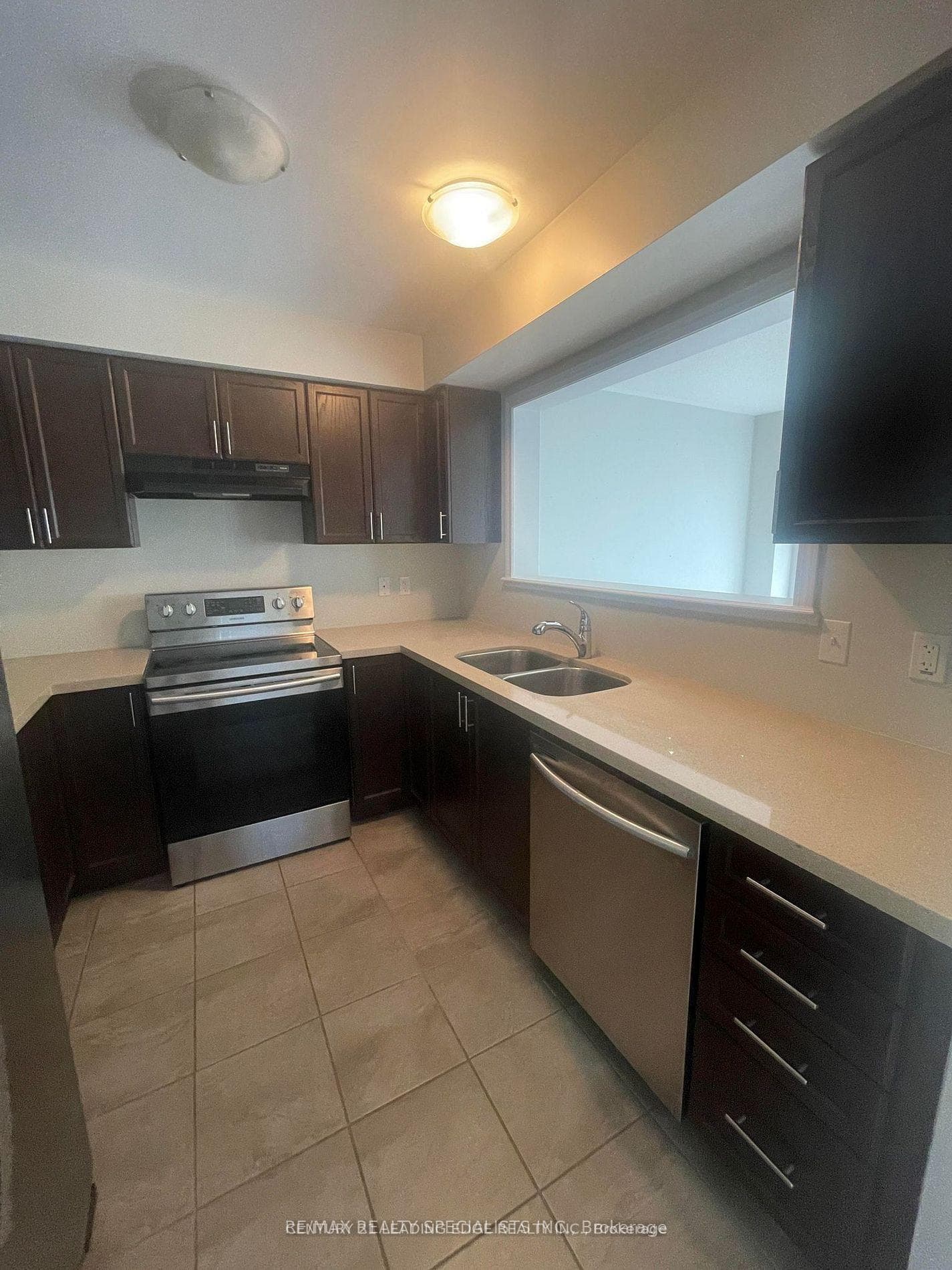 21 Franks Way photo 4