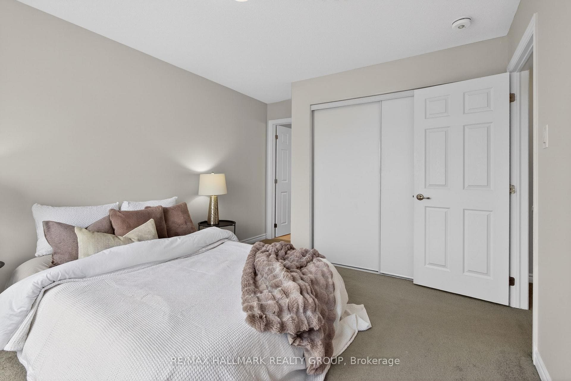 805 Kiniw Private photo 26