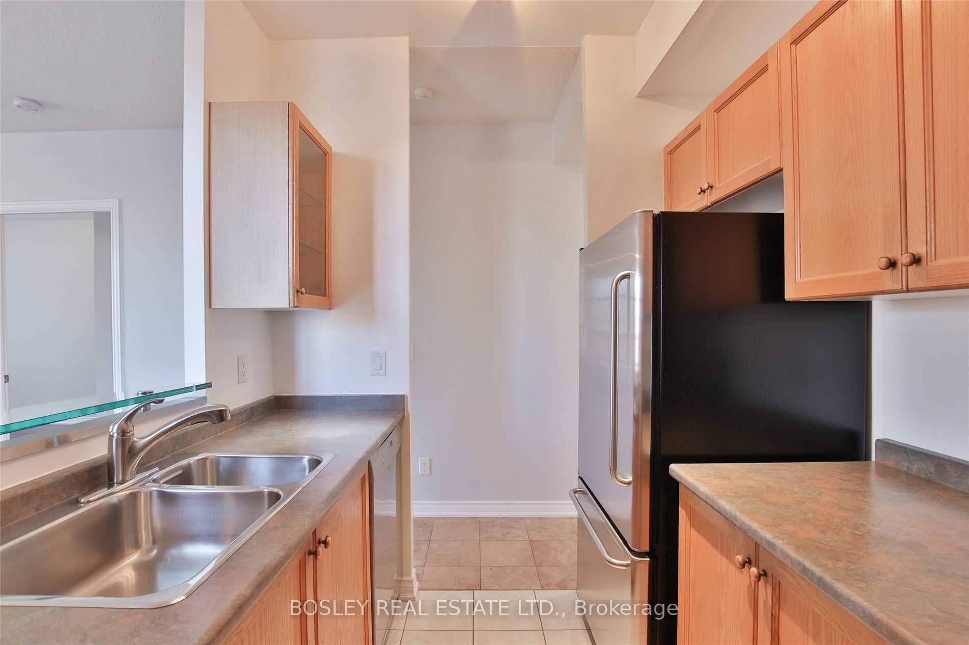 438 Richmond Street Unit 410 photo 17
