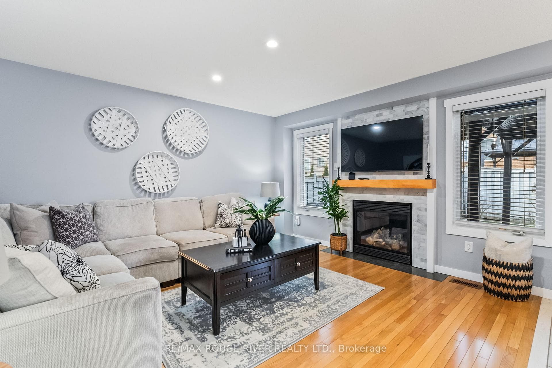 22 Thackery Drive photo 19