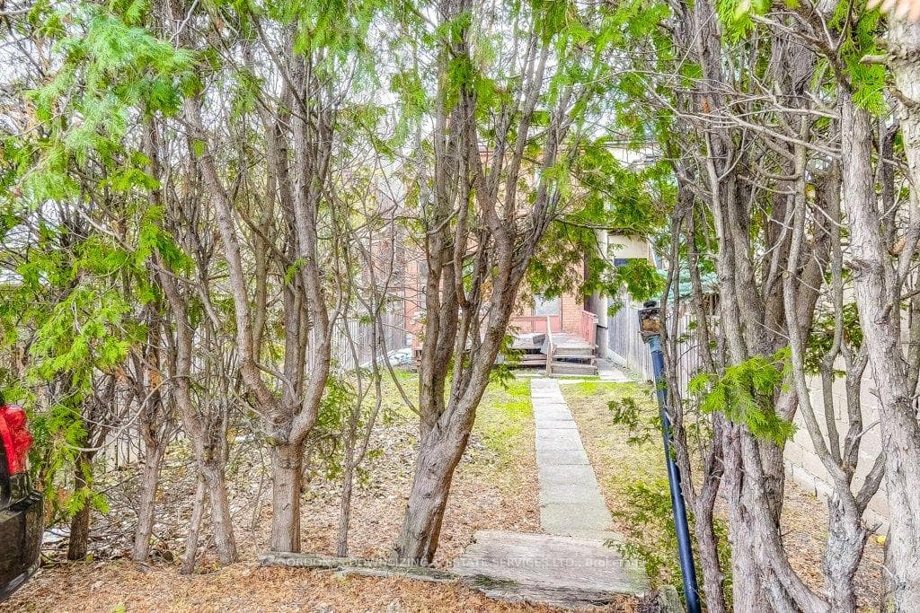 133 Homewood Avenue photo 40