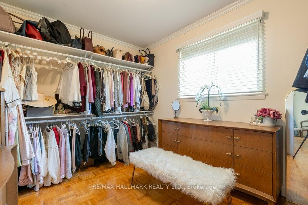 142 Aspenwood Drive photo 10