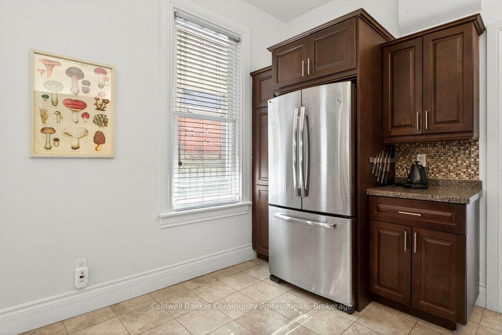 87 East Avenue photo 21