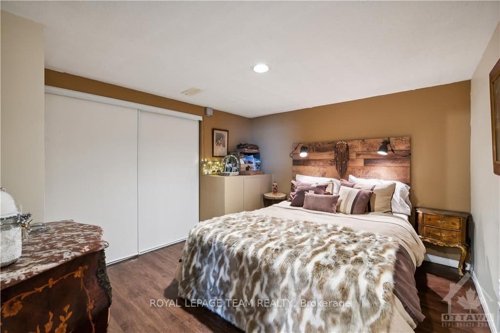 1501 SHAWINIGAN Street photo 22