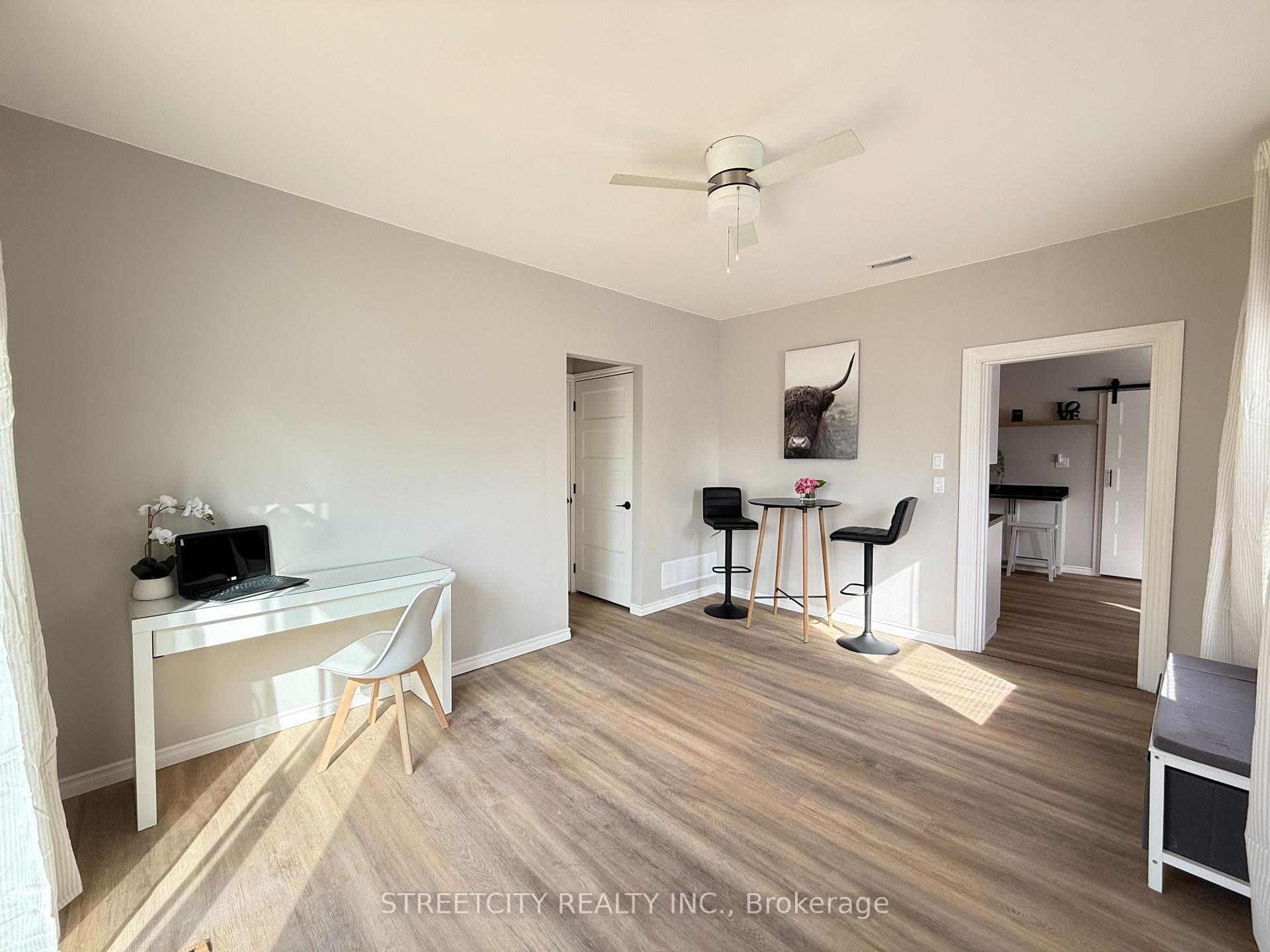 2593 DURYEE Street photo 10