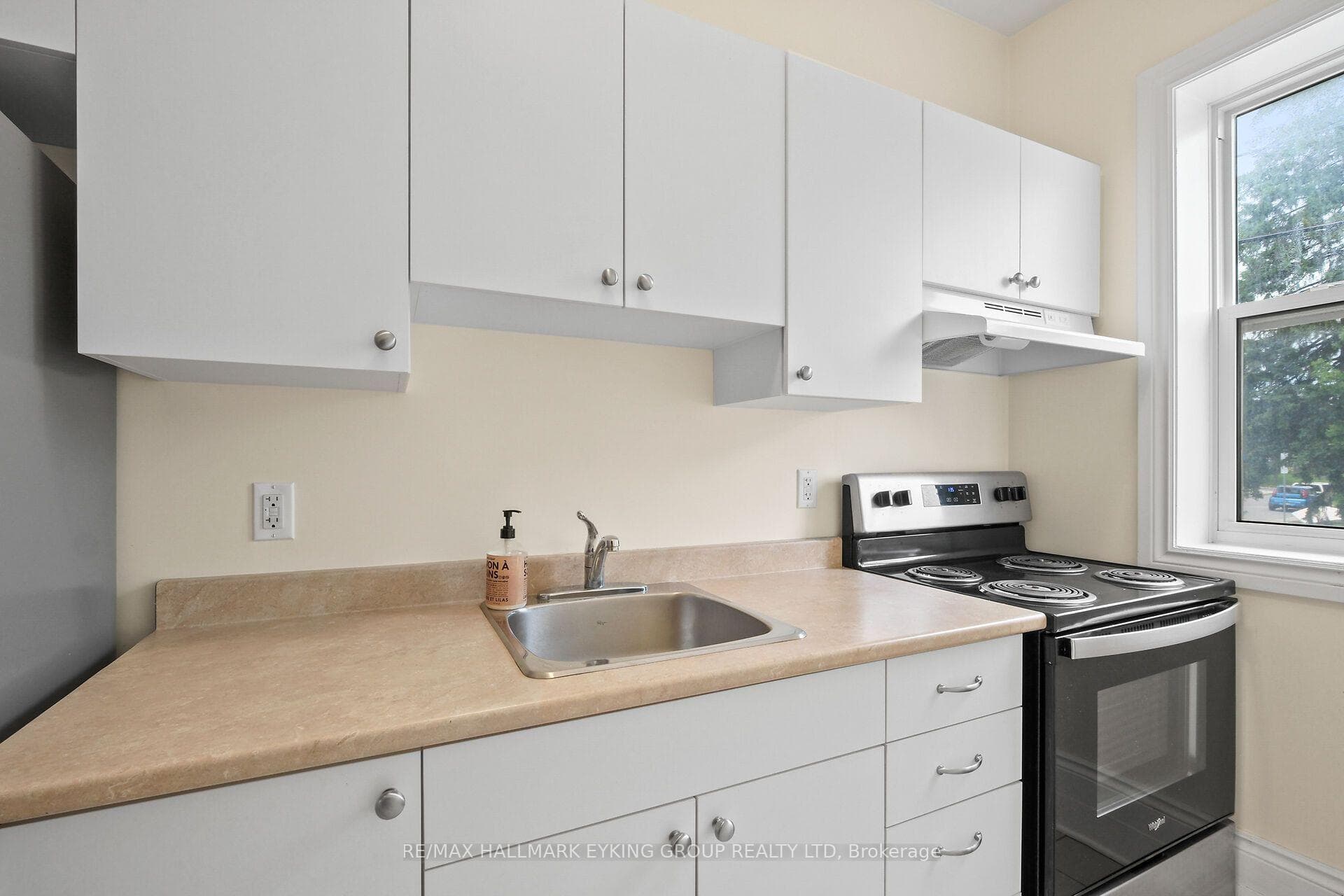 135 Concord Street Unit 3 photo 18