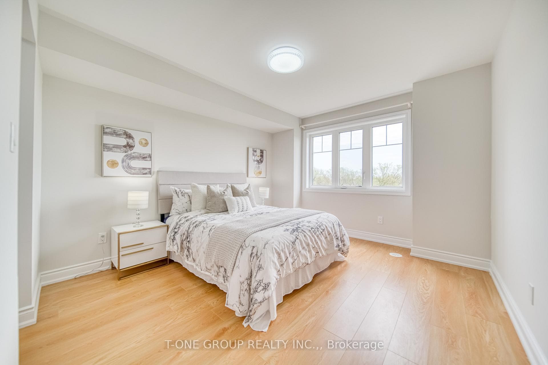 11 Eaton Park Lane Unit 12 photo 8