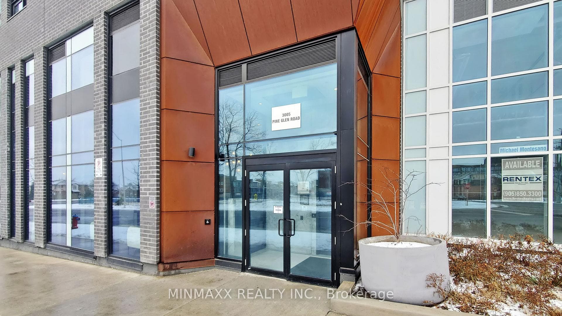 3005 Pine Glen Road Unit 401 photo 4