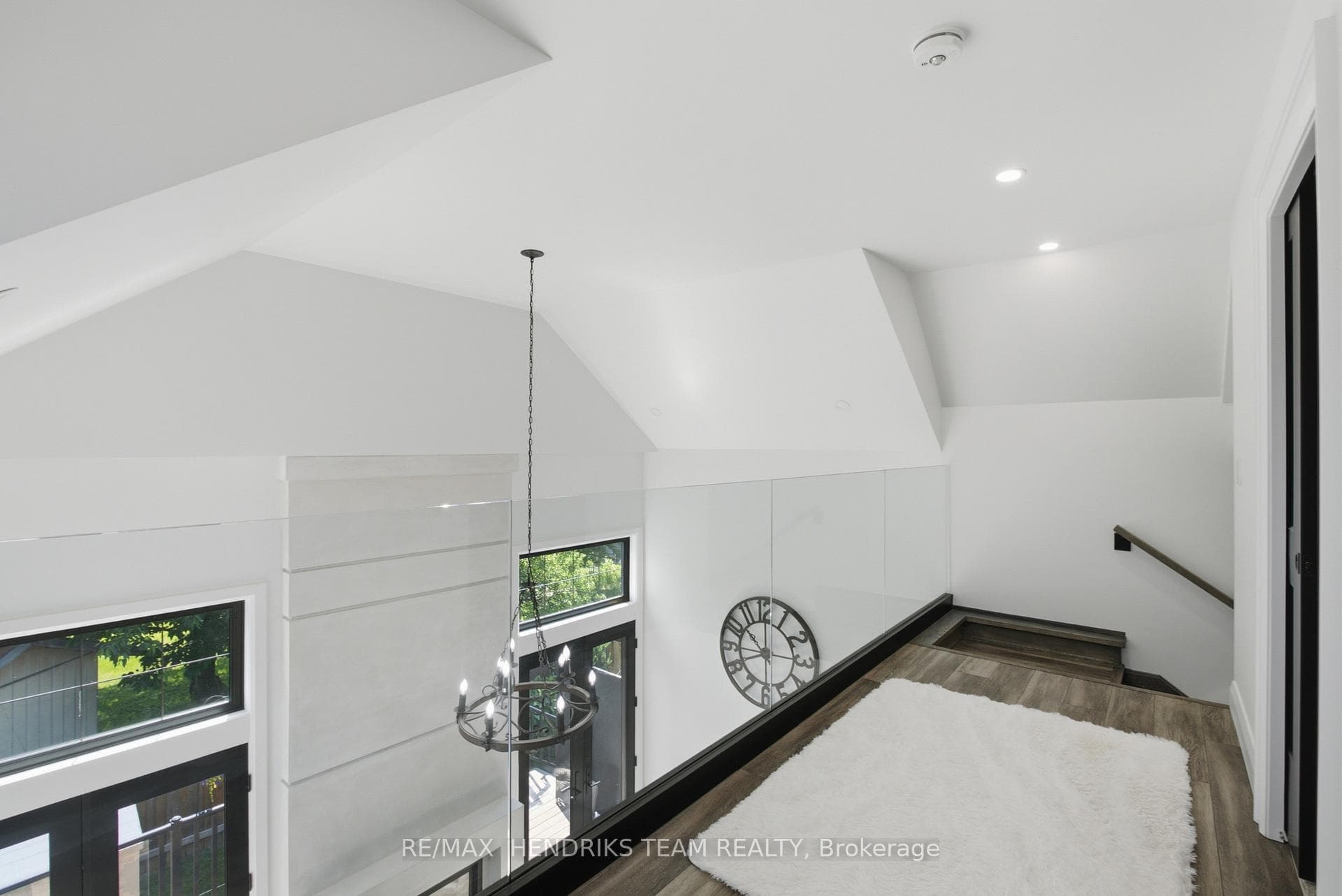 8 Stanmary Drive photo 21