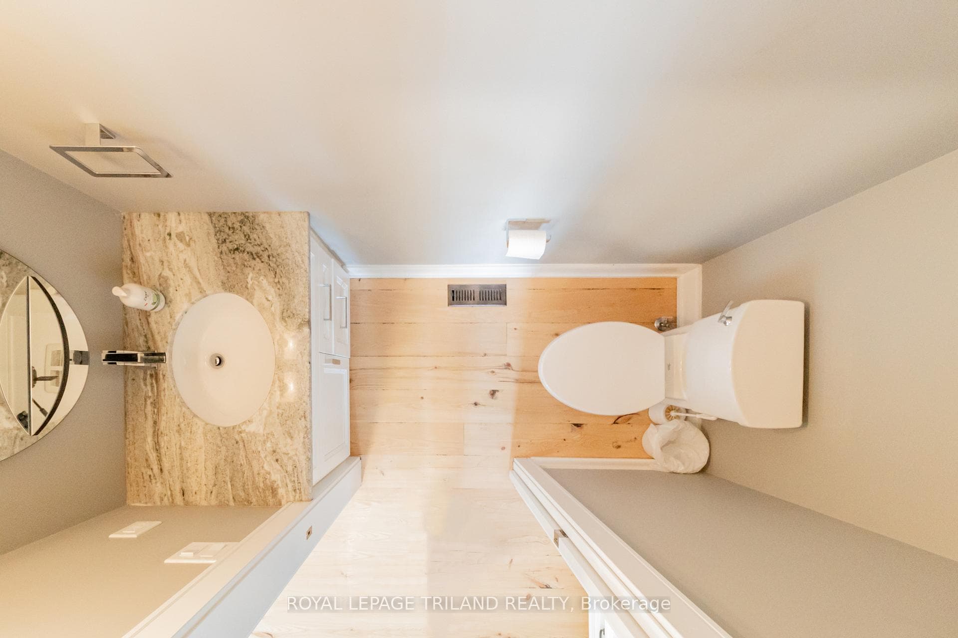 2 pc ensuite for 3rd main level bedroom