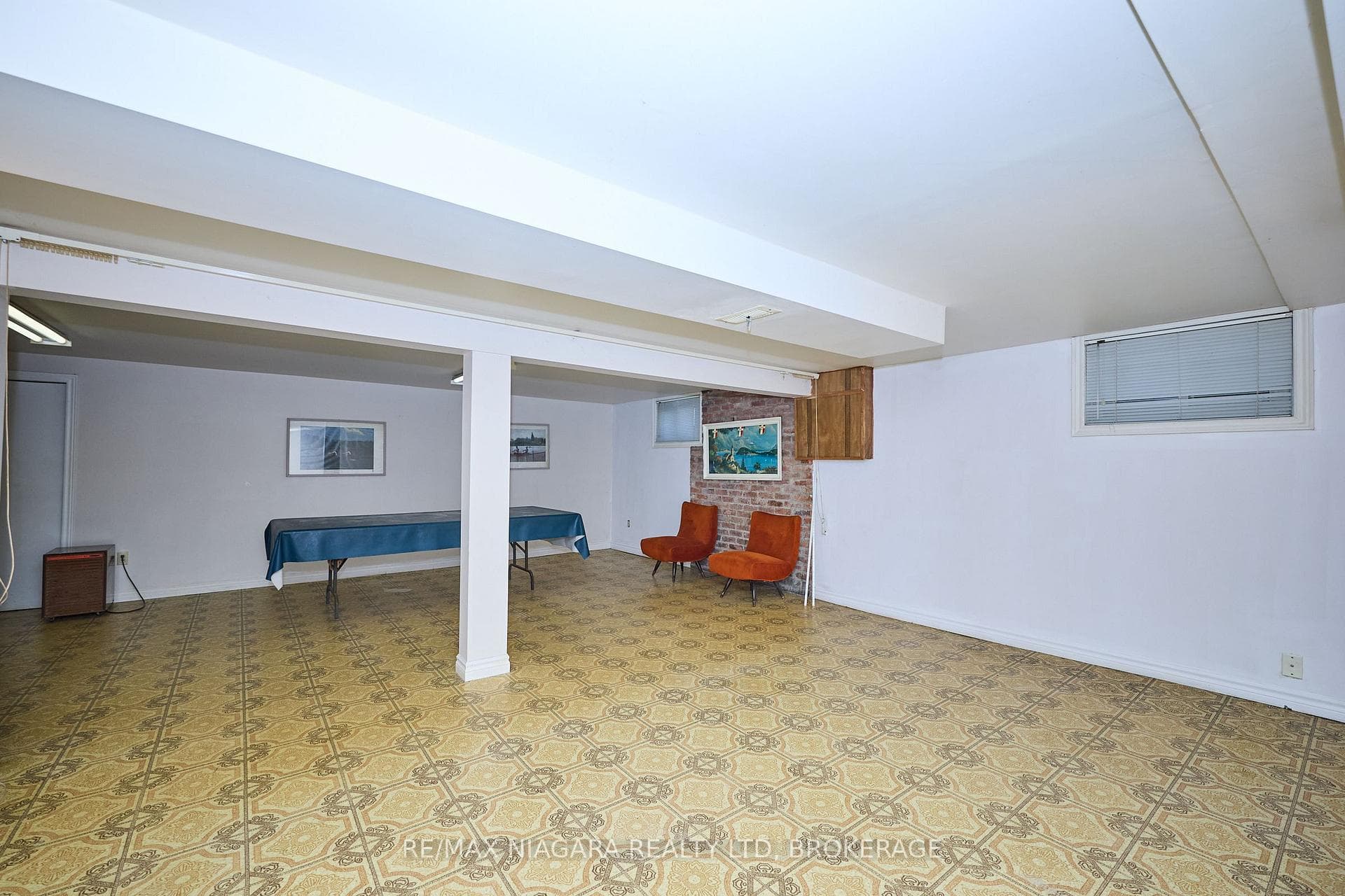 HUGE OPEN CONCEPT