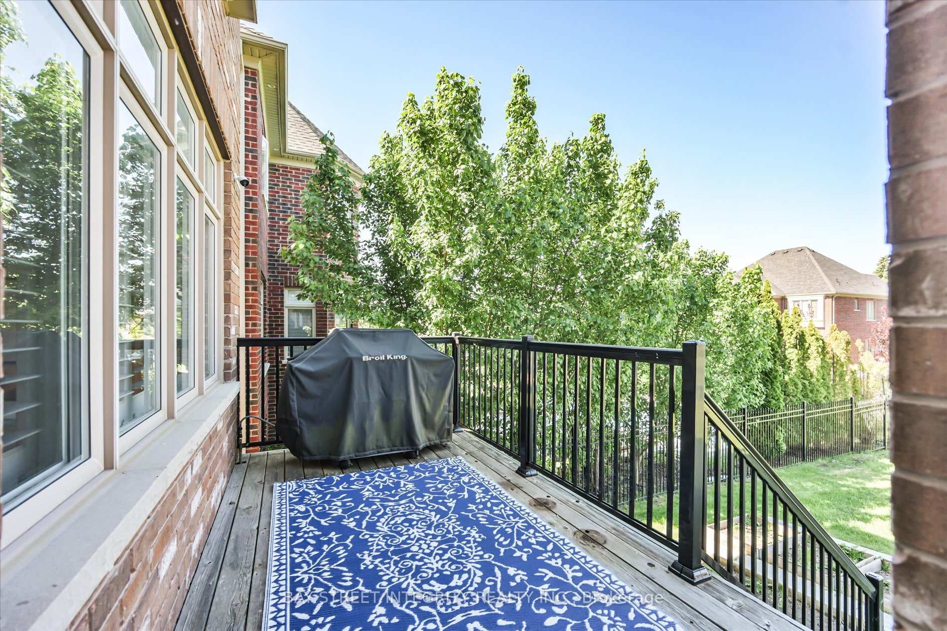 49 Glengordon Crescent photo 41