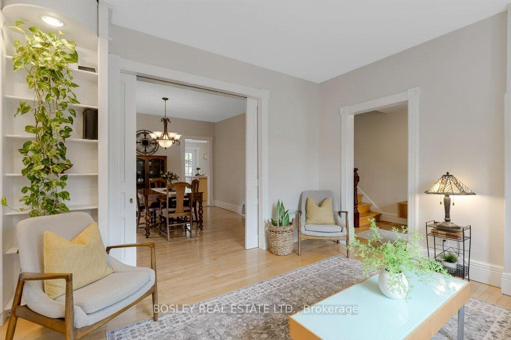 423 William Street photo 9