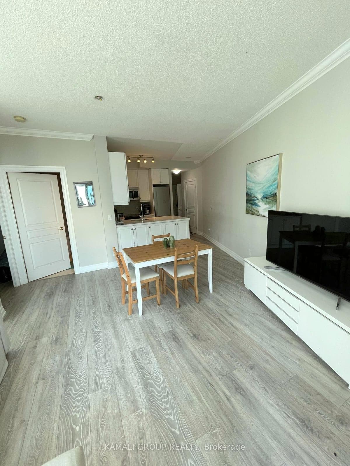 2083 Lake Shore Boulevard Unit 712 photo 7