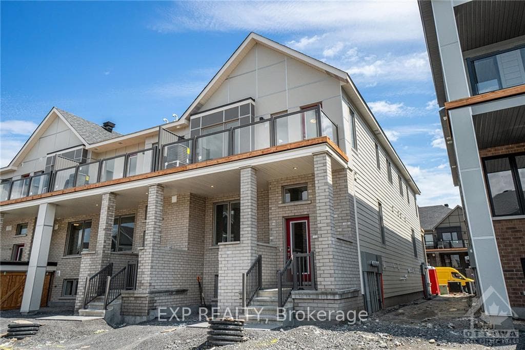 131 BEEBALM Crescent photo 2