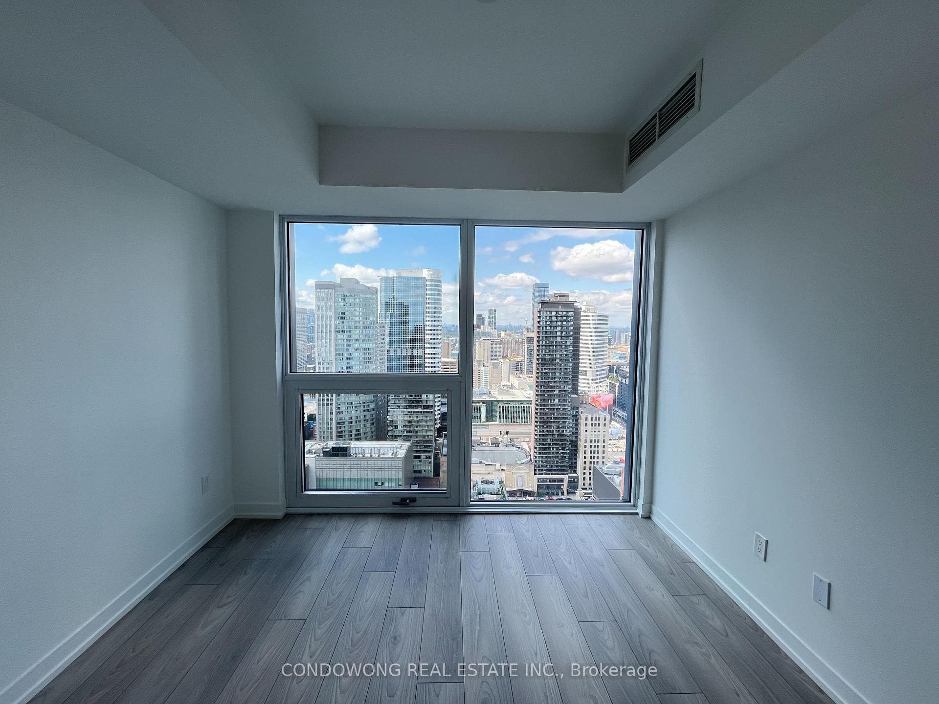 82 Dalhousie Street Unit 4010 photo 5