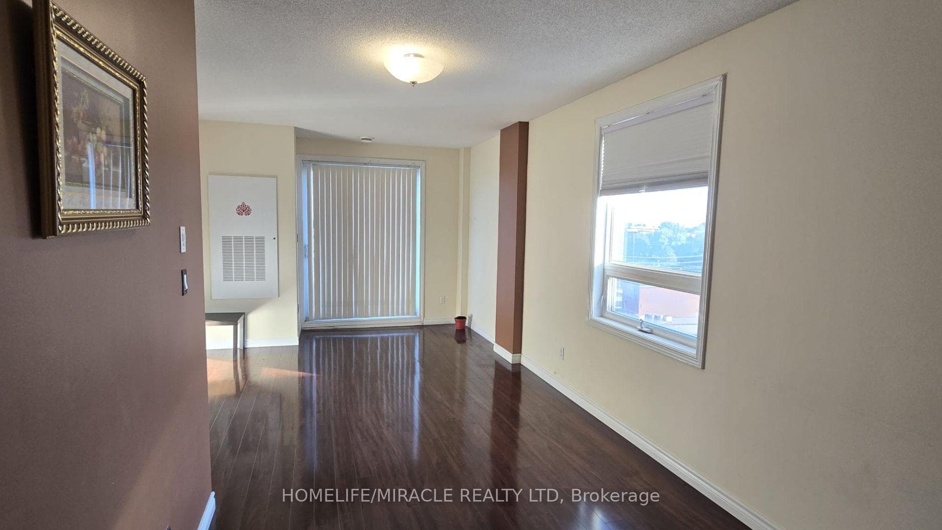 7405 Goreway Drive Unit 715 photo 3