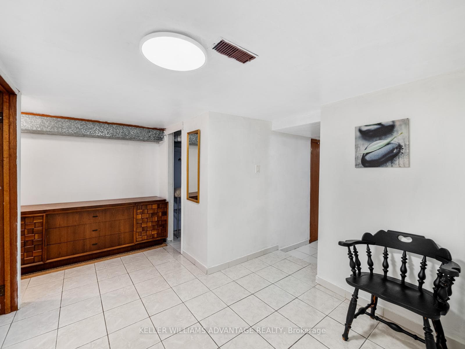182 Earlsdale Avenue Unit Lower photo 14