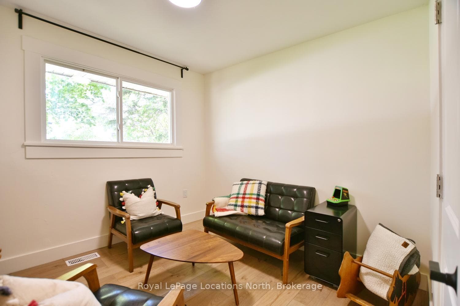 56 BATTEAUX Road photo 34