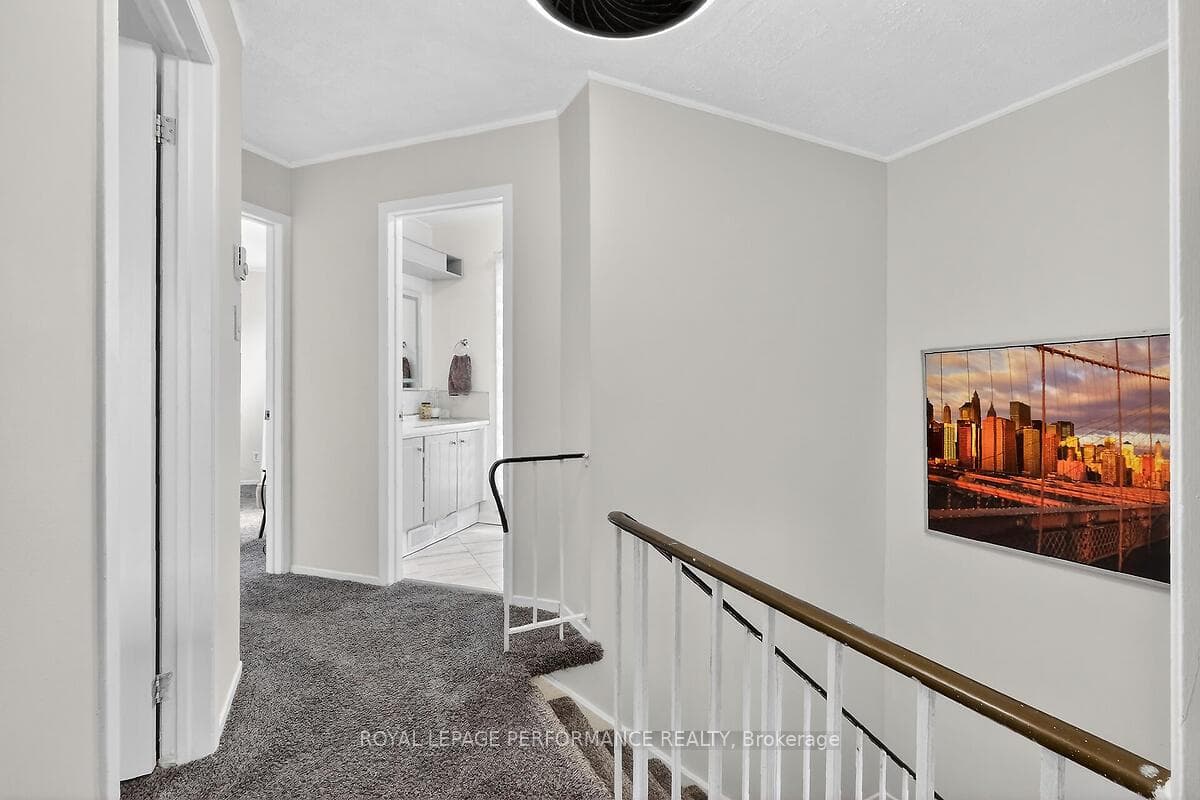 42 Compata Way photo 17