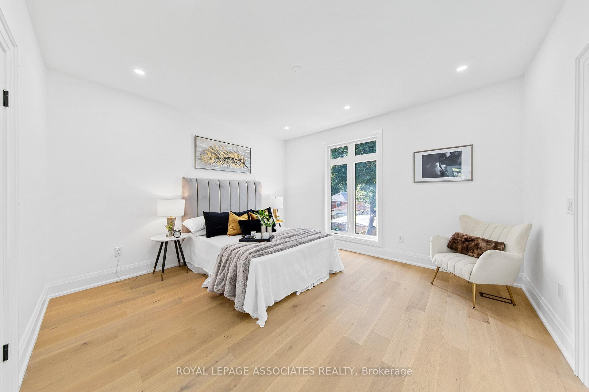 192 Tower Drive photo 18