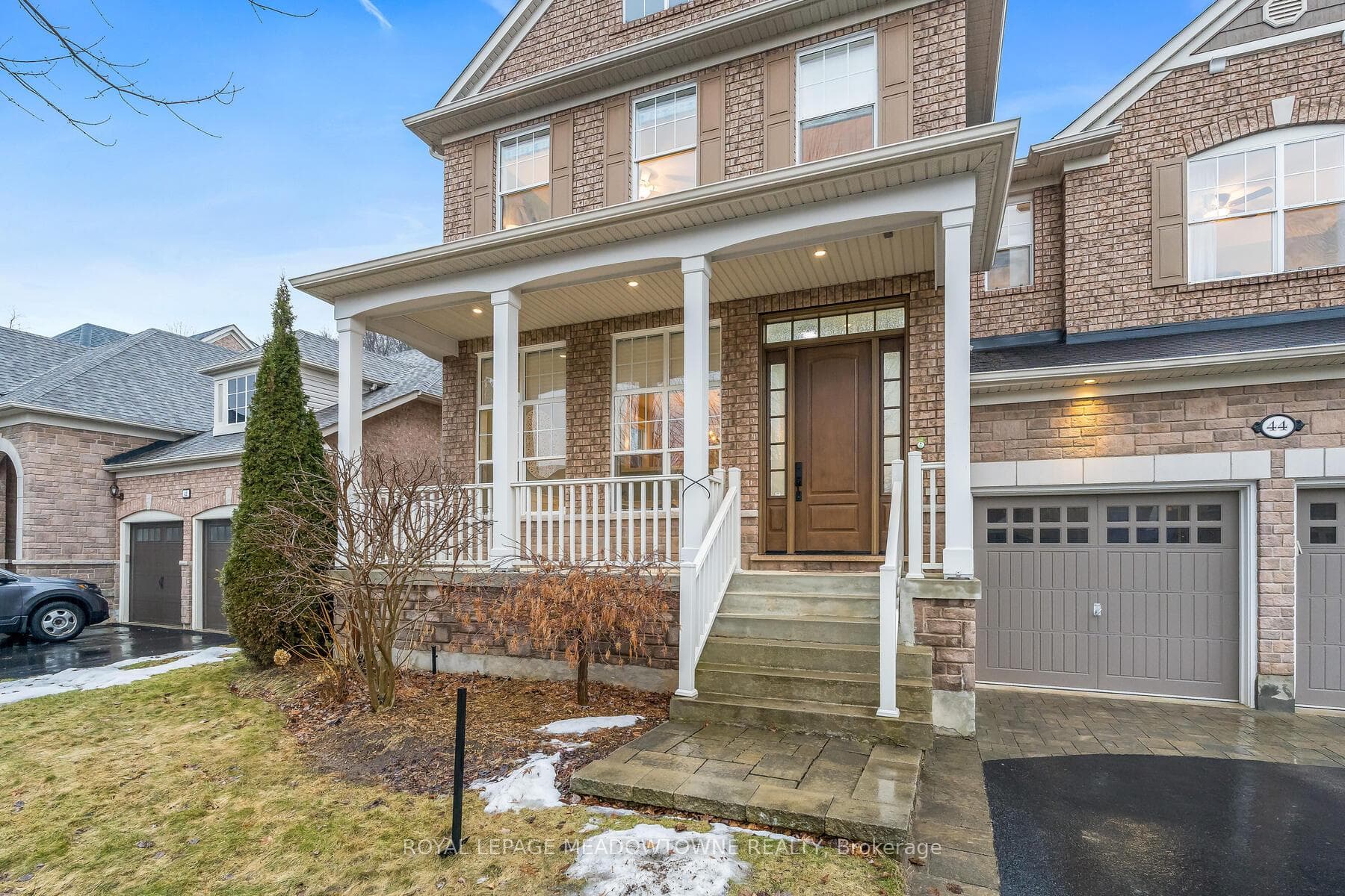 Highly desirable neighbourhood