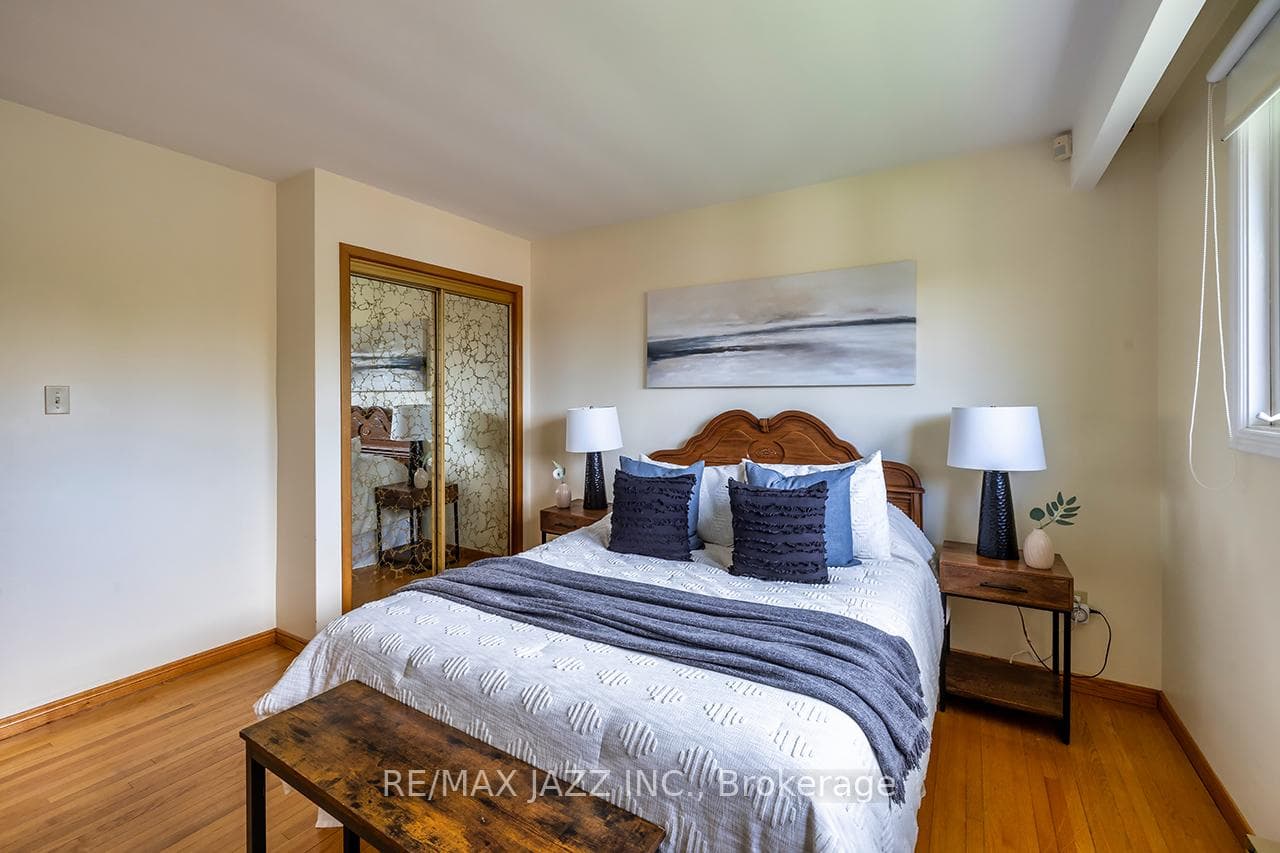 397 Fairlawn Street photo 14