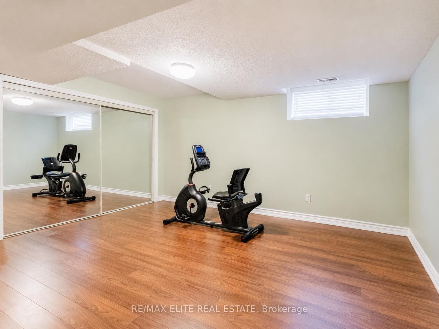 359 Fairway Gardens photo 42