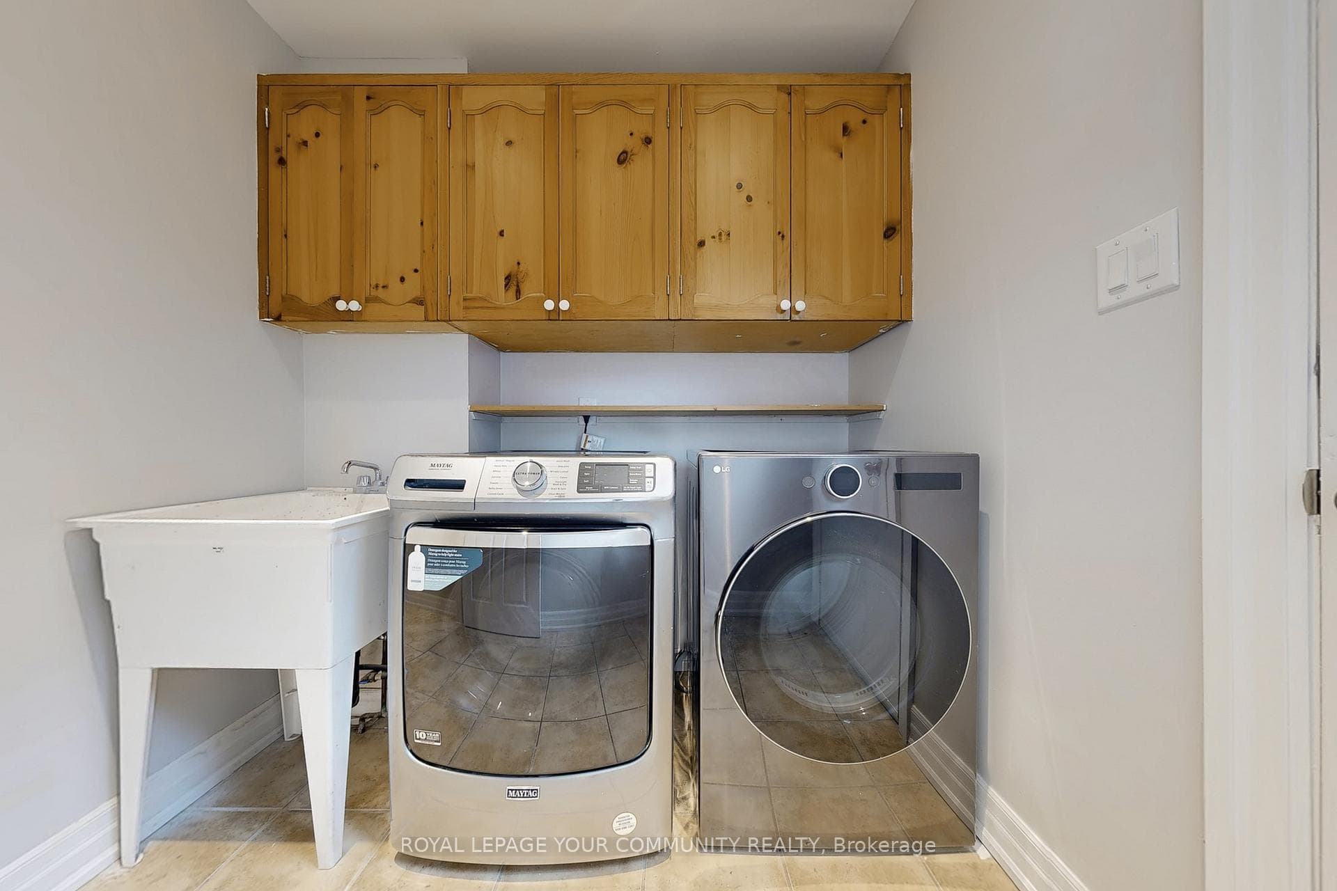 51 Houseman Crescent Unit Main Floor photo 26