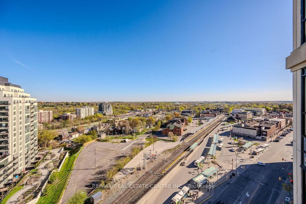 160 Macdonell Street Unit 1506 photo 15