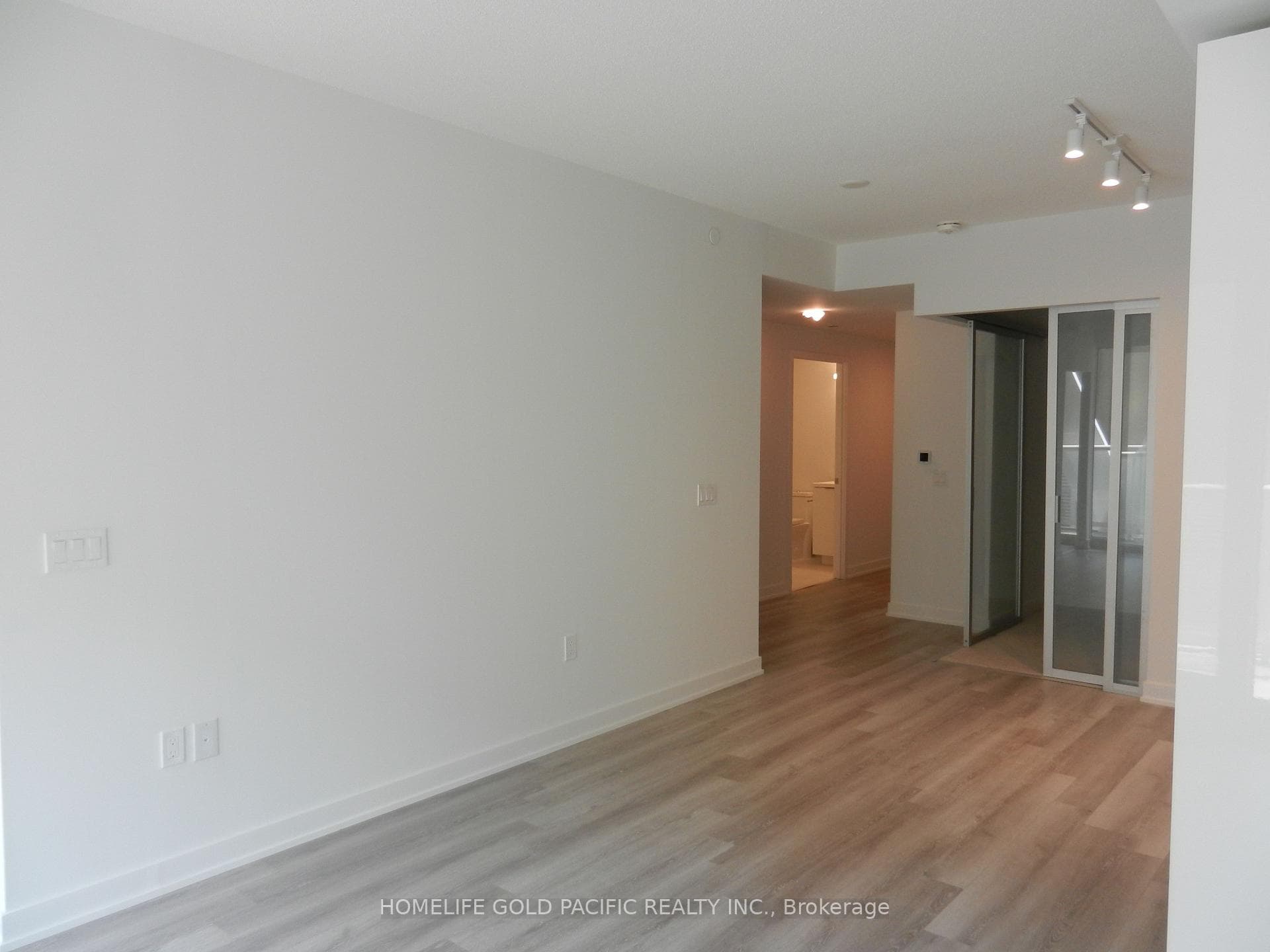 230 Simcoe Street Unit #1333 photo 10
