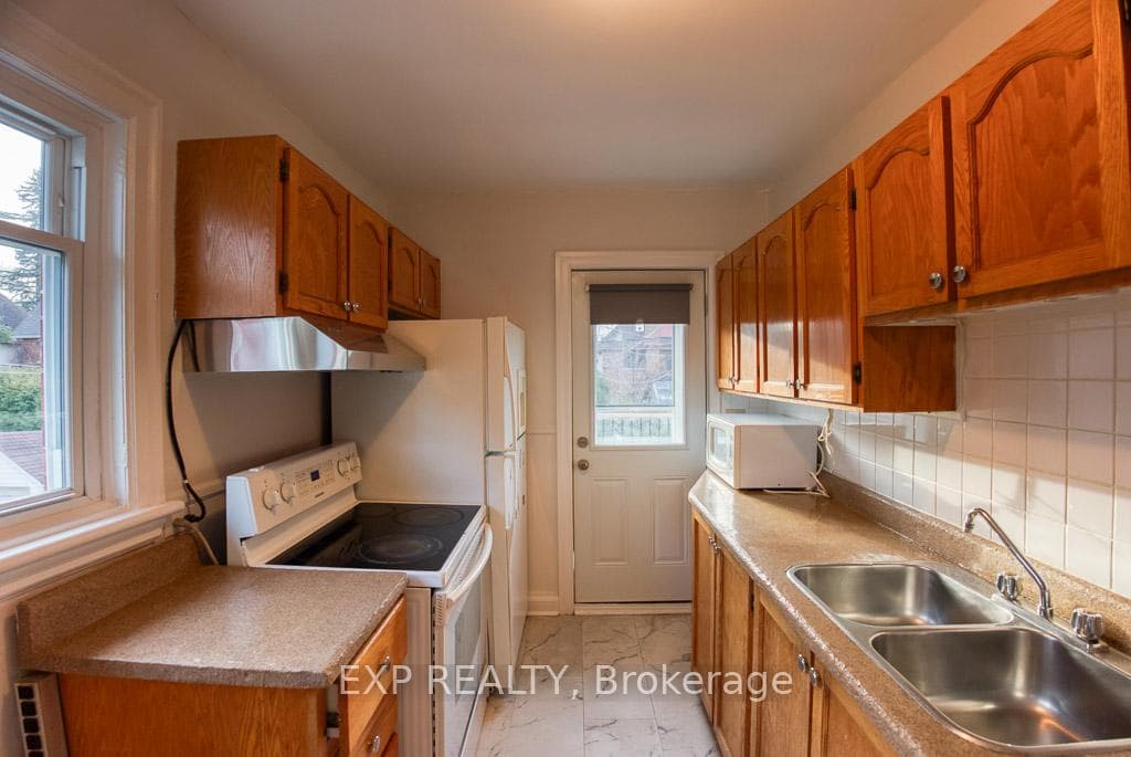 448 Holland Avenue photo 35