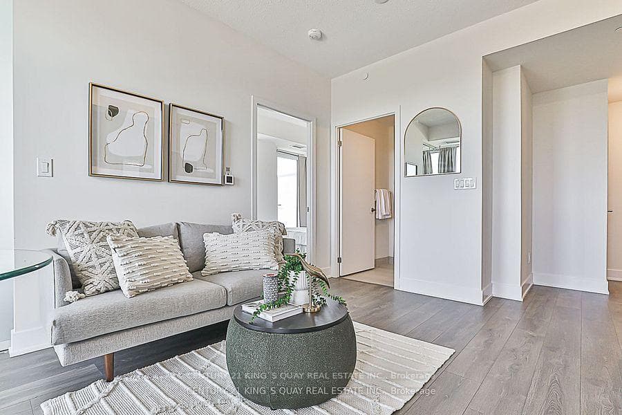 188 Fairview Mall Drive Unit 715 photo 8