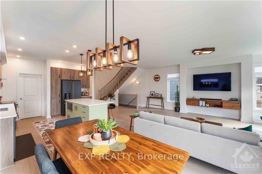 236 OSTERLEY Way photo 14