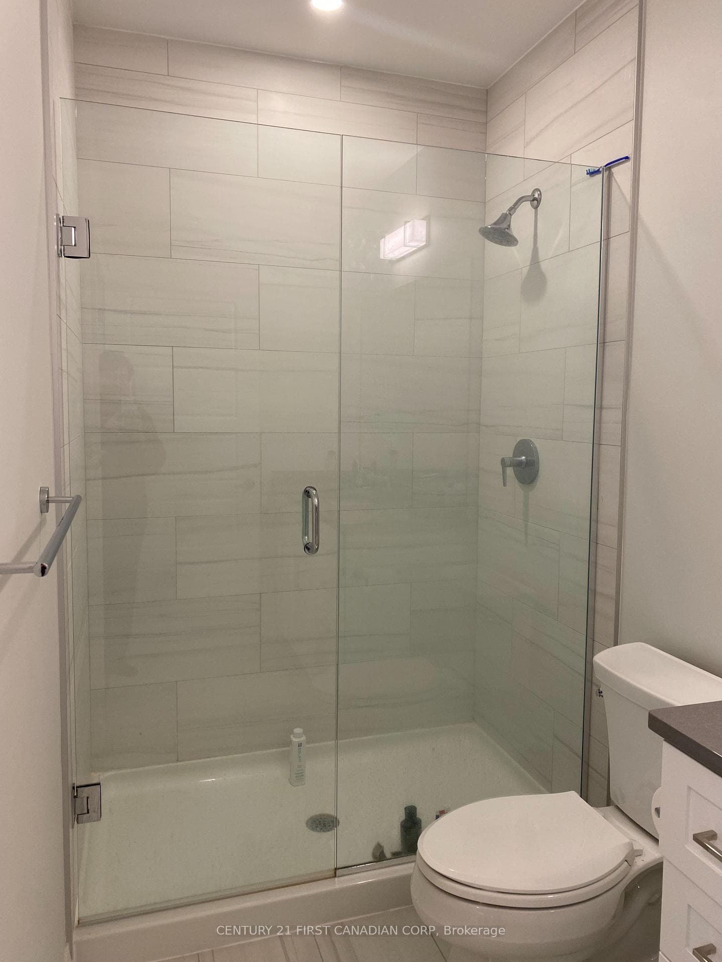 1560 Upper West Avenue Unit 201 photo 16