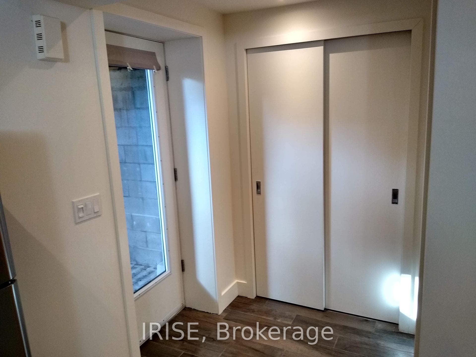 11 Donmore Avenue Unit Lower photo 12