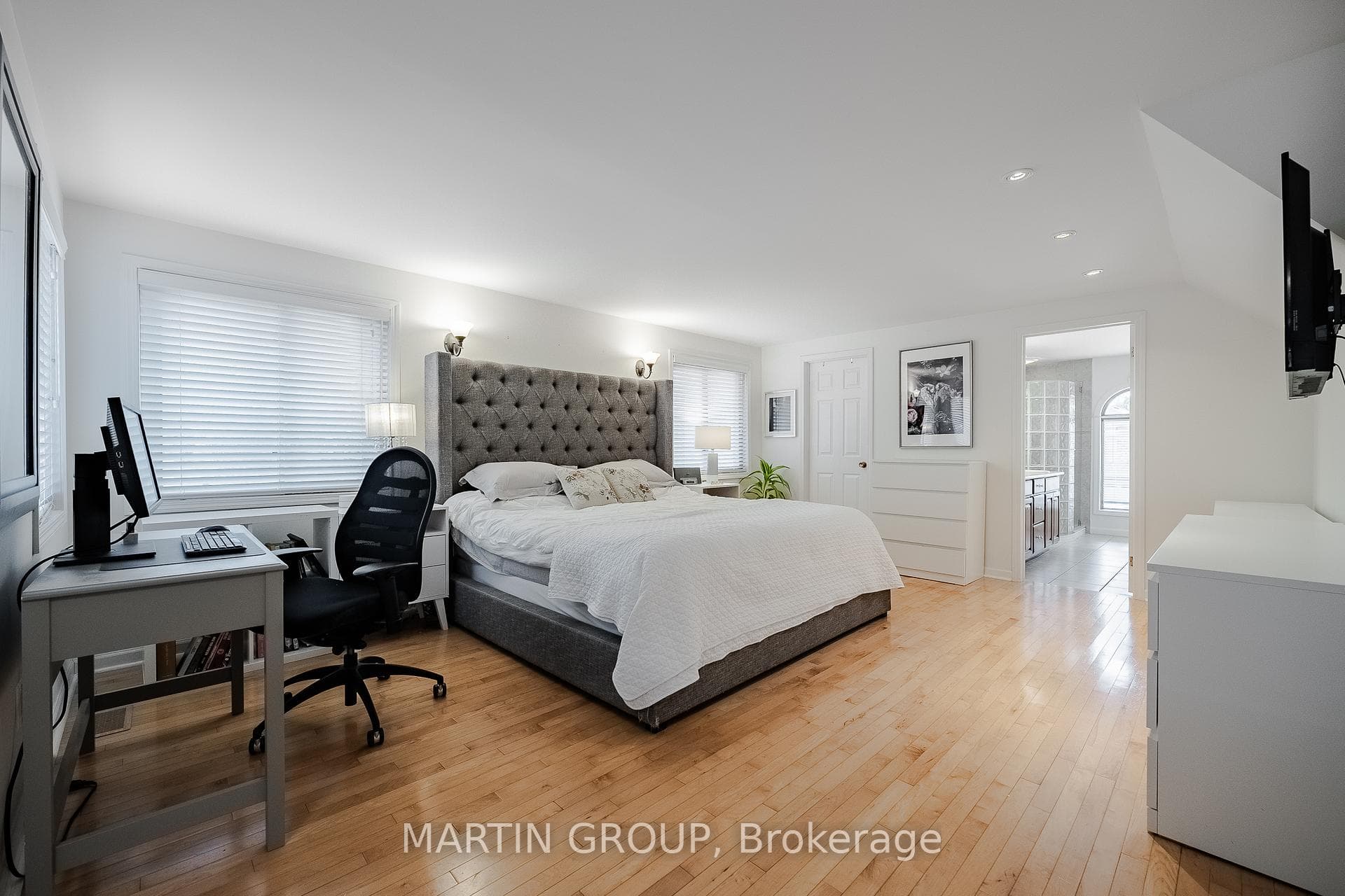 72 McElderry Road photo 27